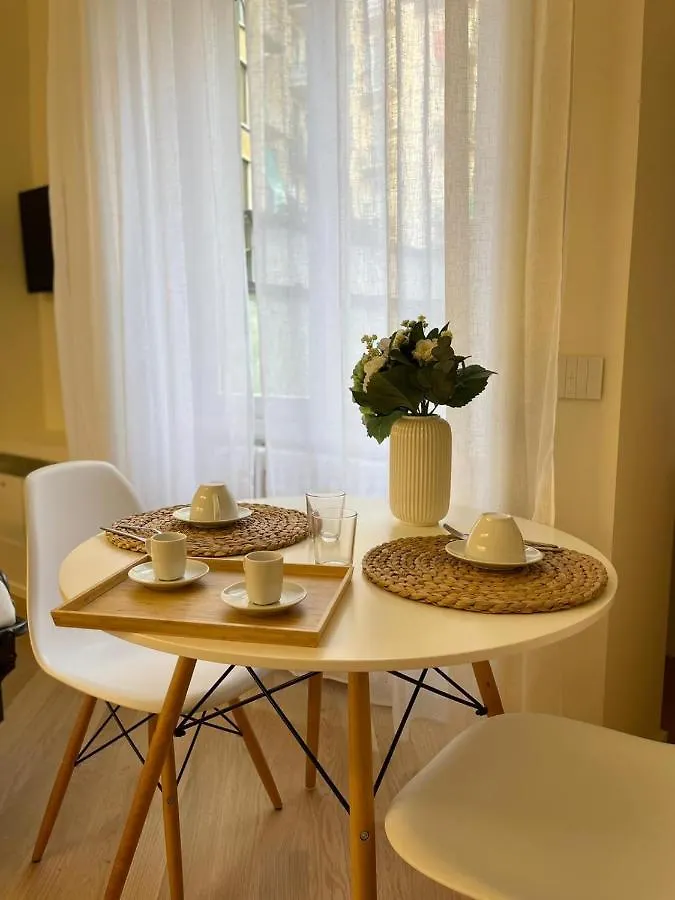 A Casa Di Beatrice Apartment Milan Italy